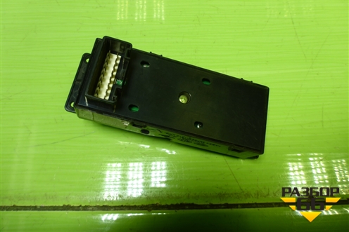 Модуль управления стеклоподъёмниками (на две двери) (39F49C1210) для Hyundai Solaris с 2010-2016г (Солярис)