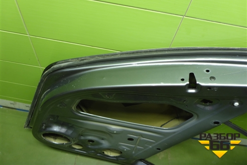 Дверь задняя левая (лифтбек) (5E5833055B) для Skoda Octavia (A7) с 2013г (Октавия)