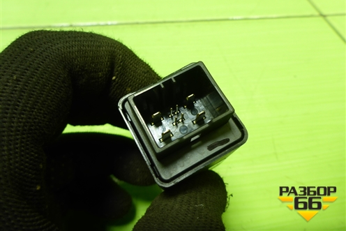 Реле (952402W100) для Hyundai Solaris с 2010-2016г (Солярис)