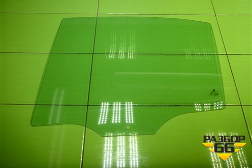 Стекло двери задней левой (лифтбек) (5E5845205C) для Skoda Octavia (A7) с 2013г (Октавия)