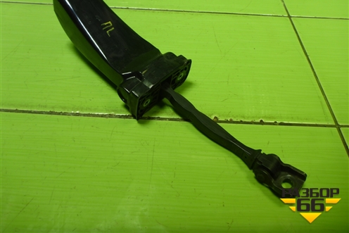 Ограничитель двери передней левой (5E0837249) для Skoda Octavia (A7) с 2013г (Октавия)