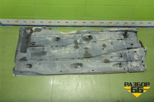 Защита антигравийная левая (5Q0825201S) для Skoda Octavia (A7) с 2013г (Октавия)