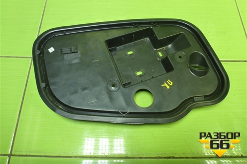 Панель внутренняя двери передней правой (5E0837916C) для Skoda Octavia (A7) с 2013г (Октавия)