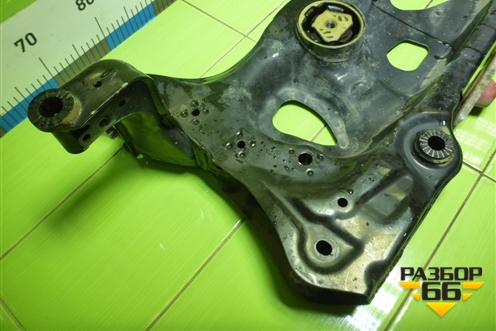 Подрамник передний АКПП (5Q0199315) для Skoda Octavia (A7) с 2013г (Октавия)