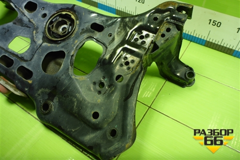 Подрамник передний АКПП (5Q0199315) для Skoda Octavia (A7) с 2013г (Октавия)