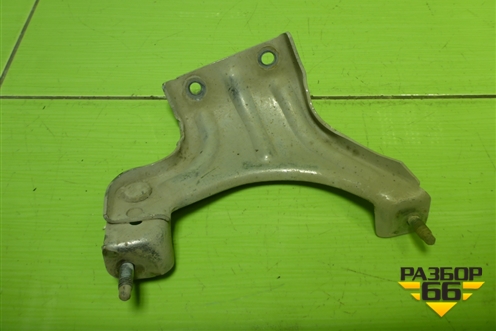 Кронштейн выпусного коллектора для Skoda Octavia (A7) с 2013г (Октавия)