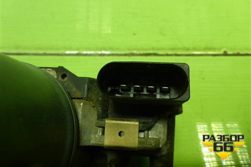 Моторчик стеклоочистителя передний (5E1955119) для Skoda Octavia (A7) с 2013г (Октавия)