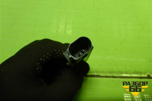 Антенна (5Q0962131) для Skoda Octavia (A7) с 2013г (Октавия)