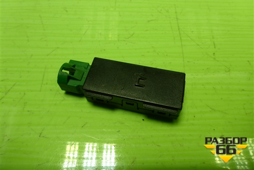 Разъём (USB) (5Q0035726E) для Skoda Octavia (A7) с 2013г (Октавия)