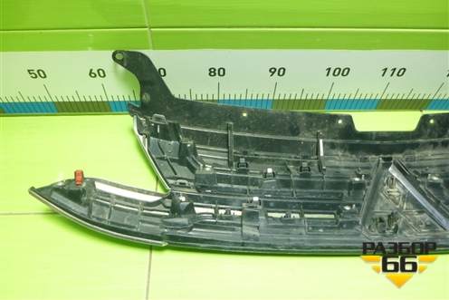 Решетка радиатора (после 2018г) (7450B304) для Mitsubishi Outlander с 2012-2024г (Аутлендер)