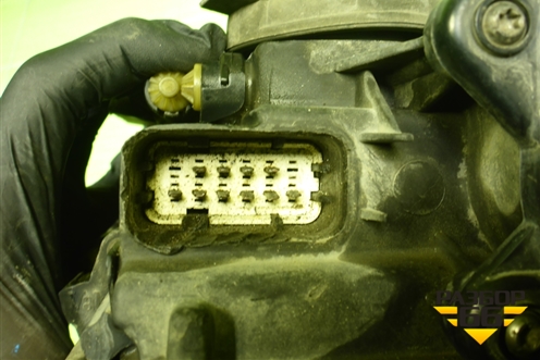 Фара правая (до 2006г ксенон с блоком и лампой) (7L6941016AM) для Volkswagen Touareg c 2002-2010г (Туарег)