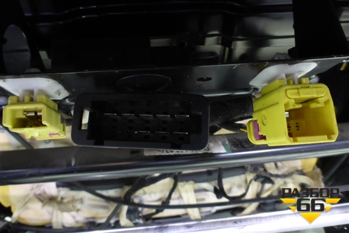 Сиденья комплект (AIR BAG подогрев) для Volkswagen Touareg c 2002-2010г (Туарег)