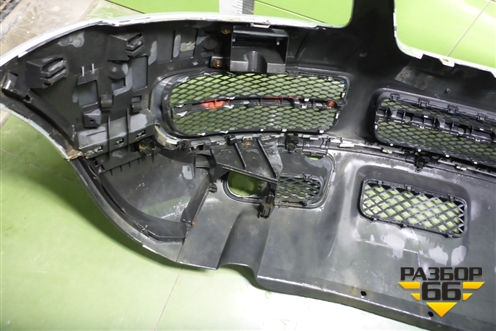 Бампер передний (под парктроник до 2006г) (7L6807217R) для Volkswagen Touareg c 2002-2010г (Туарег)