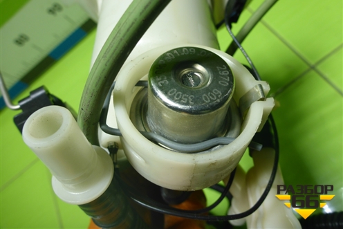 Датчик уровня топлива (A2044700394) для Mercedes Benz C-Klass W204 с 2007-2014г (Ц)