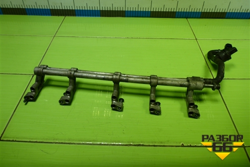 Рейка топливная рампа (2.5л BAC) для Volkswagen Touareg c 2002-2010г (Туарег)