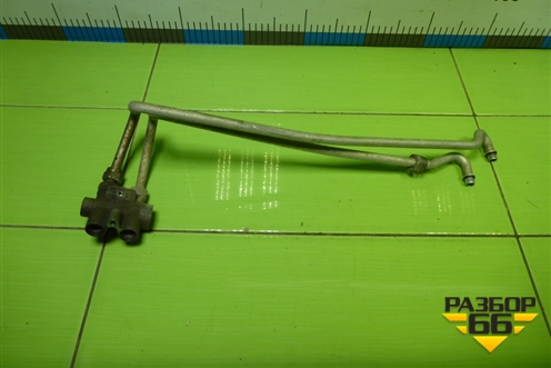 Трубки охлаждения КПП (7L0317822 7L0317821) для Volkswagen Touareg c 2002-2010г (Туарег)