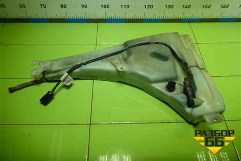 Бачок омывателя лобового стекла (7L0955453D) для Volkswagen Touareg c 2002-2010г (Туарег)