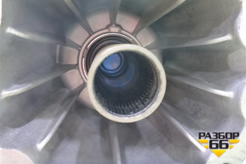 Коробка раздаточная (0AD341012L) для Volkswagen Touareg c 2002-2010г (Туарег)