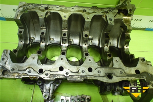 Блок двигателя (2.5л BAC) для Volkswagen Touareg c 2002-2010г (Туарег)