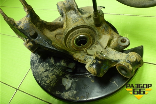 Кулак задний правый для Volkswagen Touareg c 2002-2010г (Туарег)