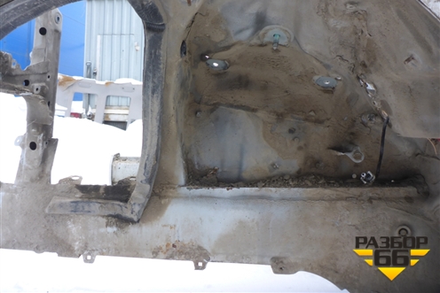 Лонжерон передний левый для Volkswagen Touareg c 2002-2010г (Туарег)