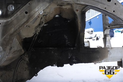 Лонжерон передний правый для Volkswagen Touareg c 2002-2010г (Туарег)