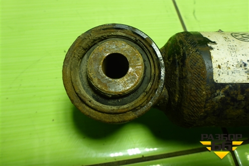 Амортизатор задний (7L6513029) для Volkswagen Touareg c 2002-2010г (Туарег)