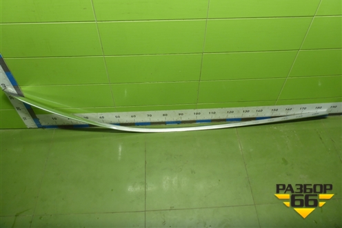 Молдинг крыши правый (над дверями) для Volkswagen Touareg c 2002-2010г (Туарег)