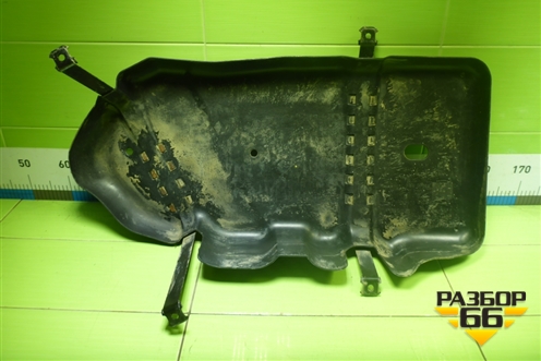 Защита топливного бака (левая) (7L0201973C) для Volkswagen Touareg c 2002-2010г (Туарег)