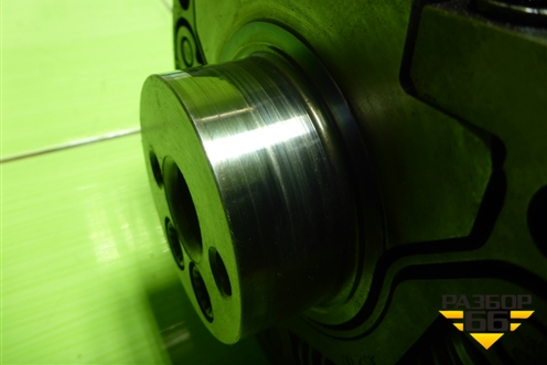 Коленвал (2.5л BAC) для Volkswagen Touareg c 2002-2010г (Туарег)