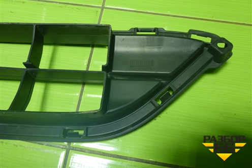 Решетка в передний бампер центральная (602003019AA) для Jaecoo J8 c 2024г (Джей8)