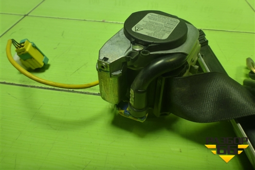 Ремень безопасности задний правый с пиропатроном (7L0857805B) для Volkswagen Touareg c 2002-2010г (Туарег)