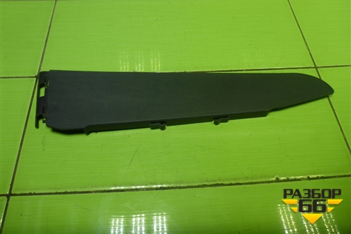 Накладка внутренняя (на переднее правое сиденье) (7L0881472) для Volkswagen Touareg c 2002-2010г (Туарег)