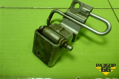 Петля двери передней левой нижняя для Volkswagen Touareg c 2002-2010г (Туарег)