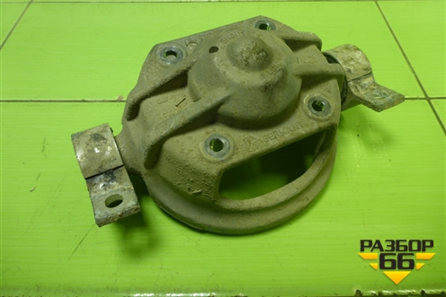 Кронштейн амортизатора заднего (7L0512345) для Volkswagen Touareg c 2002-2010г (Туарег)