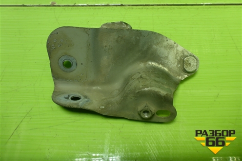 Кронштейн амортизатора капота левый (7L6805887) для Volkswagen Touareg c 2002-2010г (Туарег)