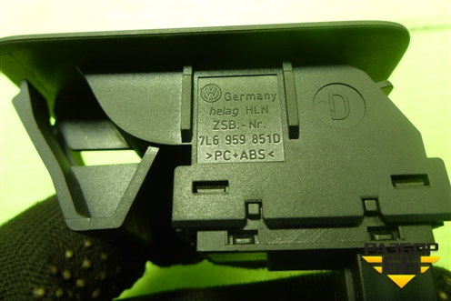 Кнопка стеклоподъёмника (7L6959851D) для Volkswagen Touareg c 2002-2010г (Туарег)