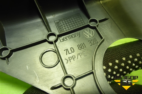 Накладка внутренняя (на переднее правое сиденье) (7L0881328) для Volkswagen Touareg c 2002-2010г (Туарег)