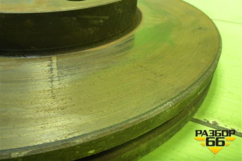 Диск тормозной передний вентилируемый для Volkswagen Touareg c 2002-2010г (Туарег)