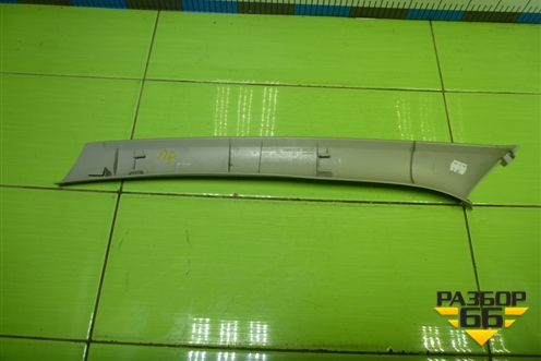 Обшивка стойки лобового стекла правая (8200732333) для Nissan Terrano с 2014г (Терано)