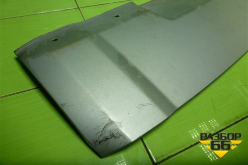 Накладка переднего бампера (620720703R) для Nissan Terrano с 2014г (Терано)