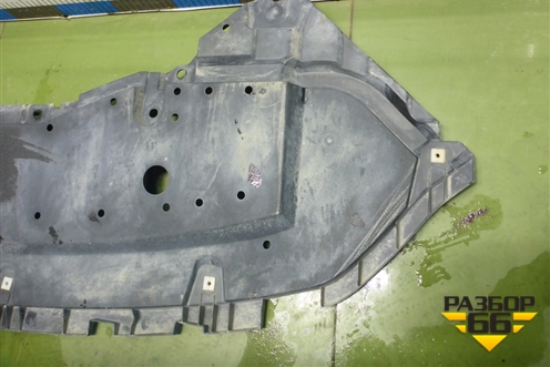 Пыльник переднего бампера центральный (до 2019г) (5261848021) для Lexus RX 350 c 2015г (РХ)