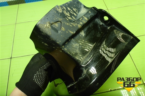 Накладка переднего крыла левого (764360269R) для Nissan Terrano с 2014г (Терано)