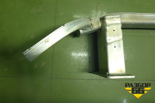 Усилитель переднего бампера для Audi Q7 c 2015г (Ку 7)