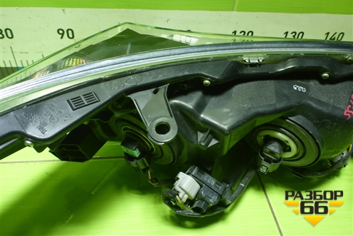 Фара левая (до 2016г галоген) (8115002E70) для Toyota Corolla (E18) с 2012-2019г (Королла 180)