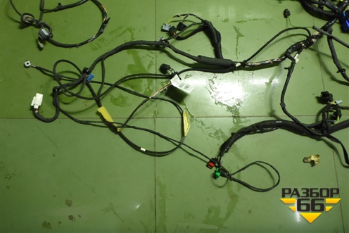 Проводка салонная (241635720R) для Nissan Terrano с 2014г (Терано)