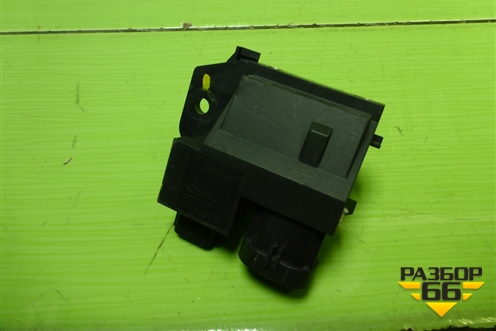 Резистор вентилятора (255509263R) для Nissan Terrano с 2014г (Терано)