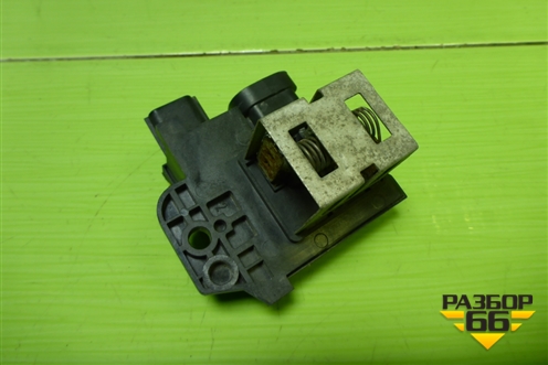 Резистор вентилятора (255509263R) для Nissan Terrano с 2014г (Терано)