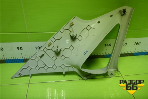 Обшивка стойки задняя верхняя правая (6RU867288) для Volkswagen Polo (седан) с 2010г (Поло)