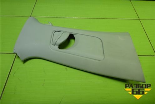 Обшивка стойки центральная верхняя правая (6RU867244E) для Volkswagen Polo (седан) с 2010г (Поло)